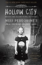 کتاب رمان انگلیسی  خانه دوشیزه پرگرین برای بچه های عجیب و غریب Hollow City-Miss Peregrines Home for Peculiar Children-Book2